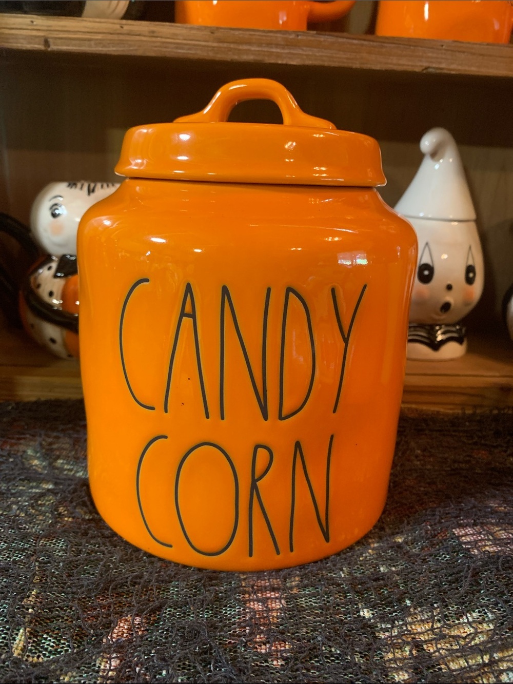 Rae Dunn dimpled candy corn